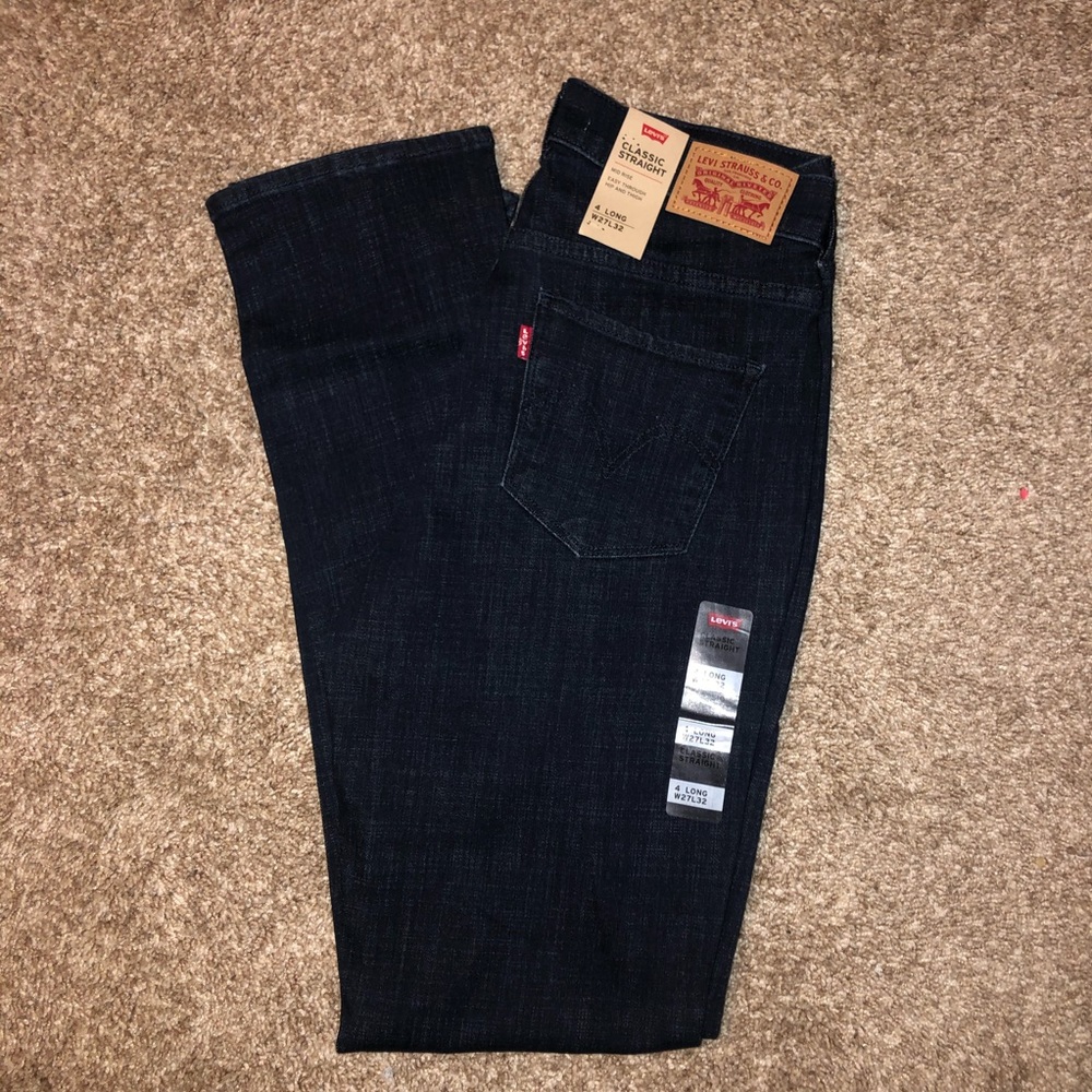 Levi’s Classic Straight Jeans New with Tags